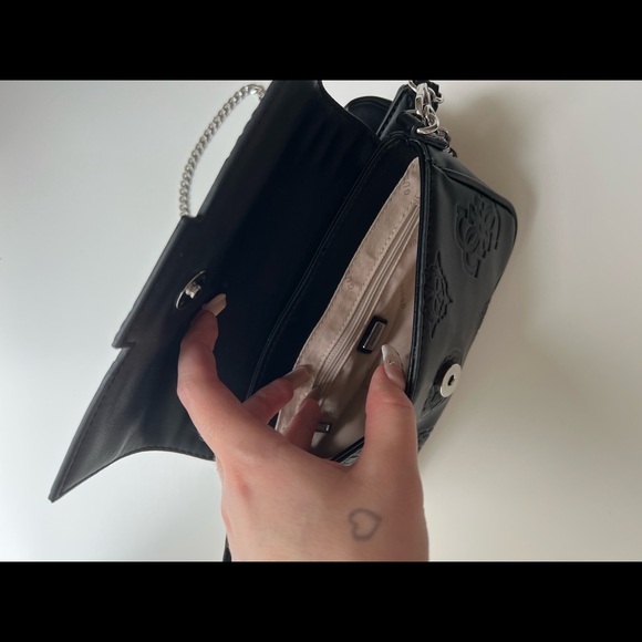 Guess mini bag - Picture 3 of 8